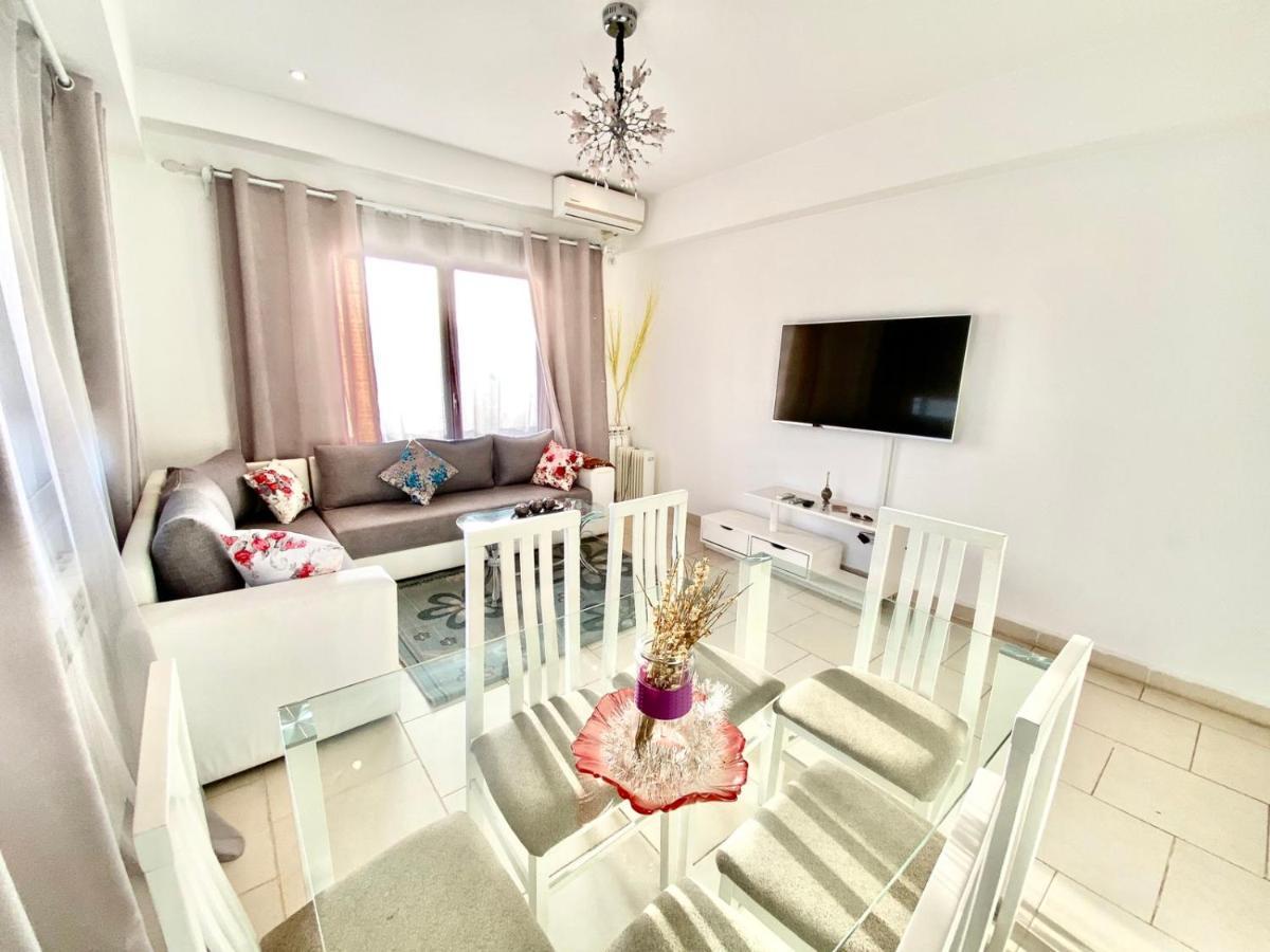 Tulipe Appartement Оран Екстериор снимка
